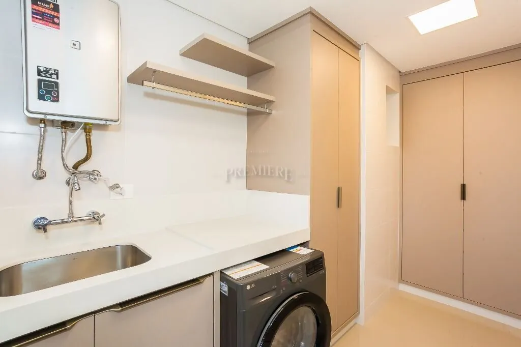 Furnished apartment, 135 m², with a bathtub — photo 12