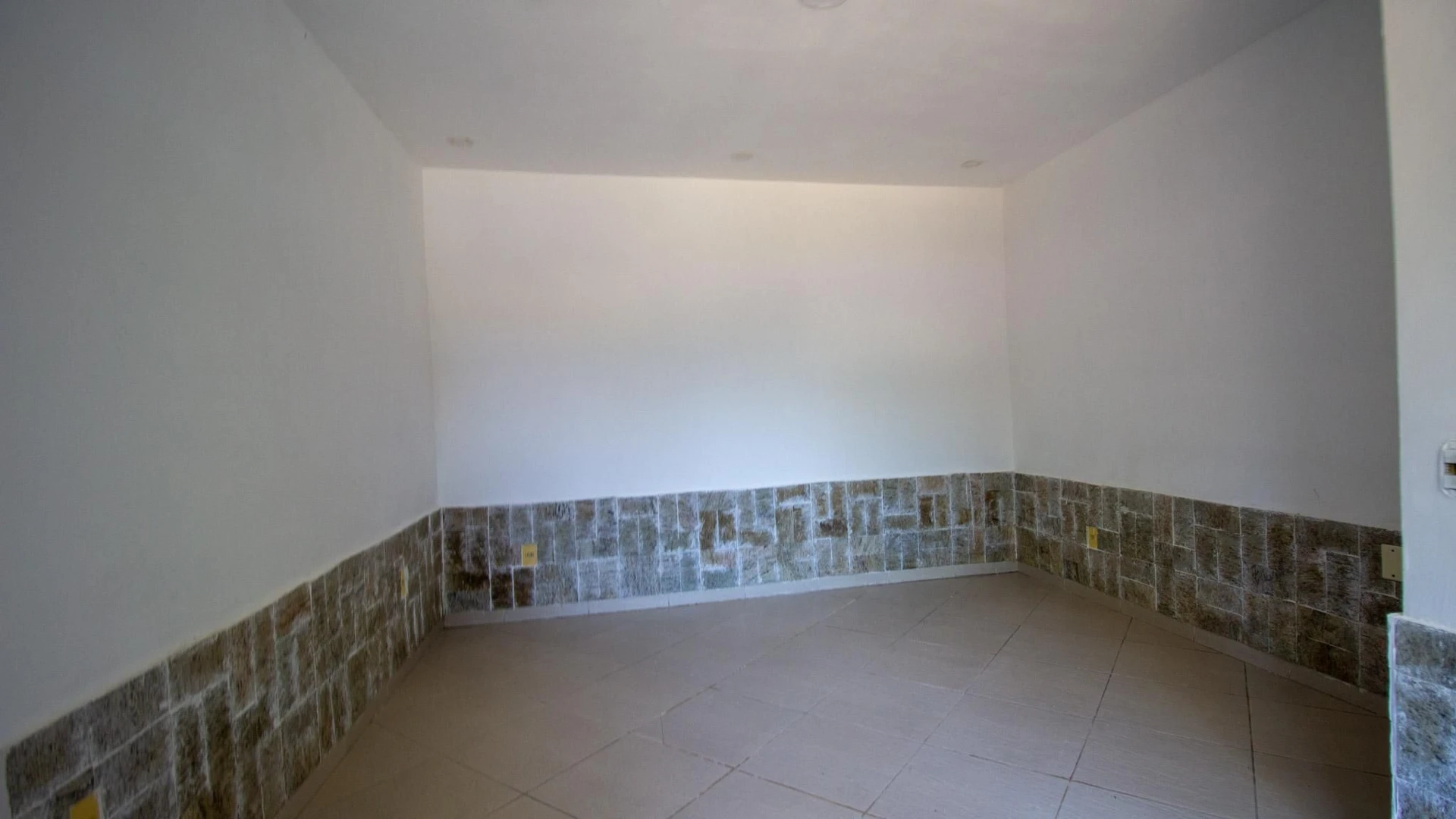 House, 260 m², with a grill on the balcony — photo 19