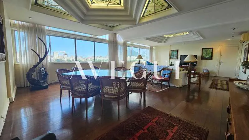 201 m² apartment with 4 bedrooms and 2 parking spots — photo 13