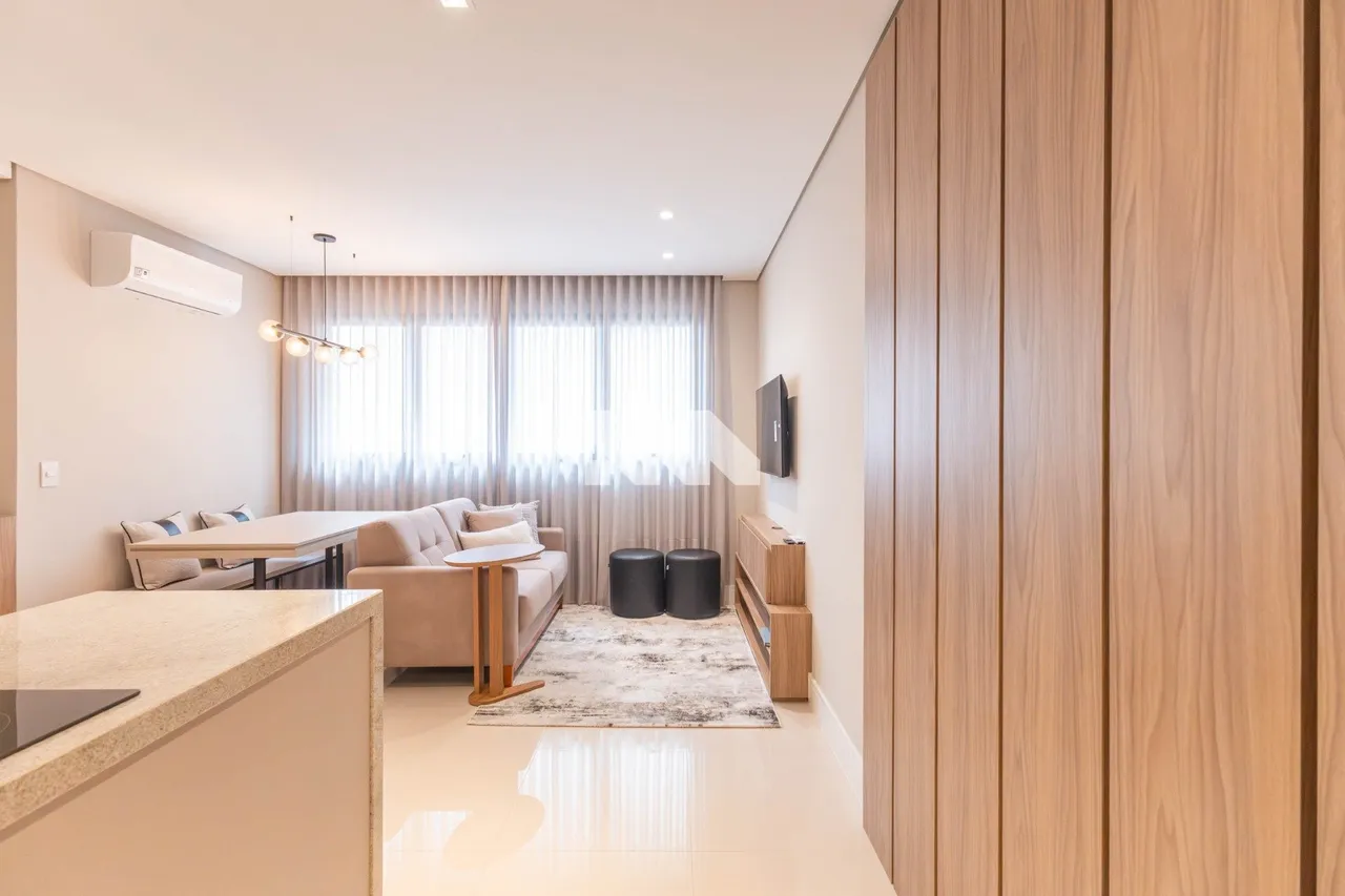 Furnished 1-bedroom apartment with 2 bathrooms — photo 4