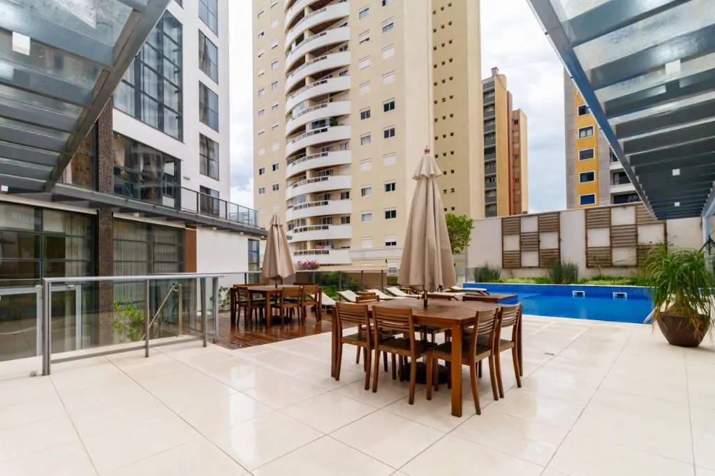 Apartamento com 3 quartos e 160 m², cozinha com fogão a gás — photo 16