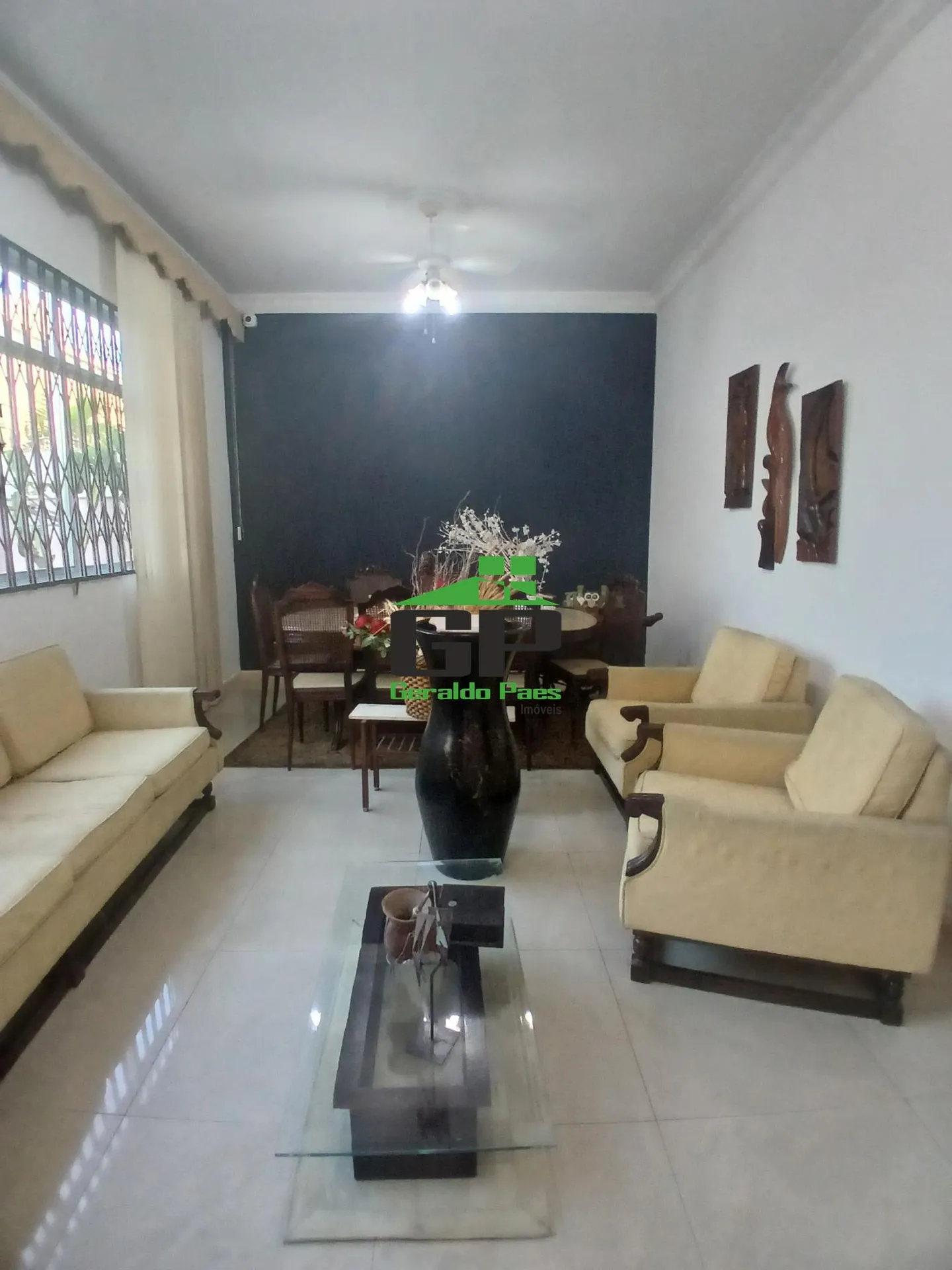 Casa de 349 m² com varanda gourmet e jardim — photo 50