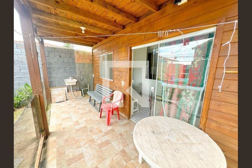 2-bedroom apartment in a building with a pool — photo 24