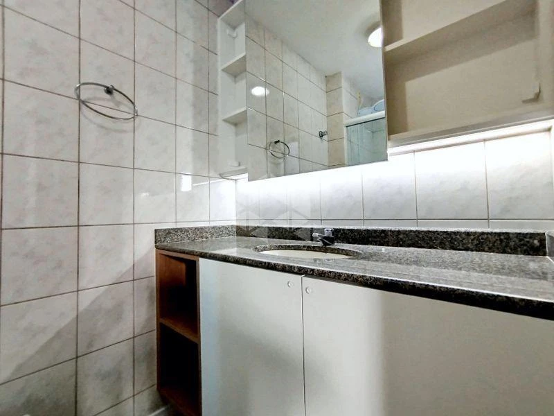 2-bedroom apartment with a washing machine in Florianópolis — photo 7