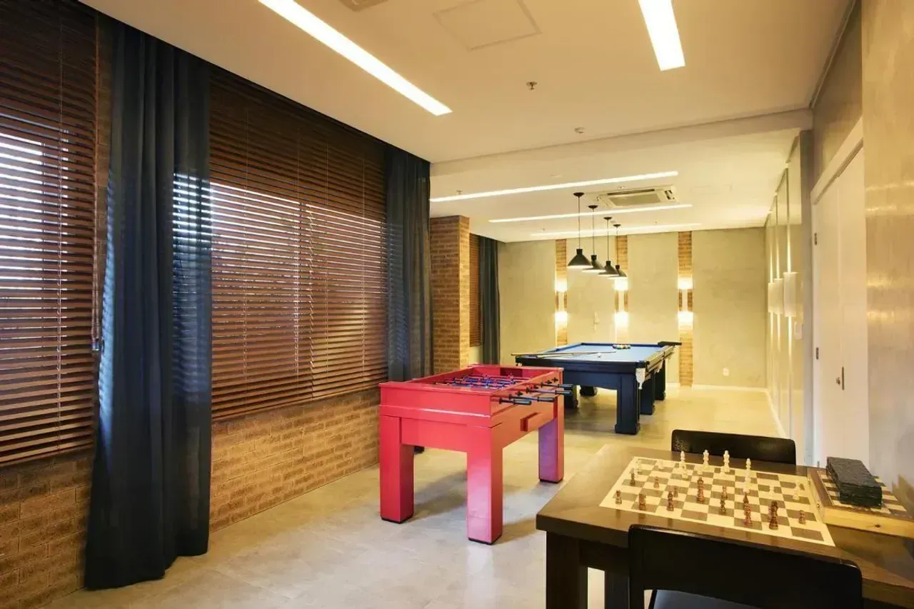 Furnished 2-bedroom apartment with balcony and 3 baths — photo 11