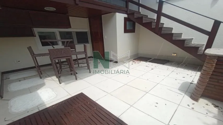 200 m² house with a grill on the balcony and a garden — photo 40