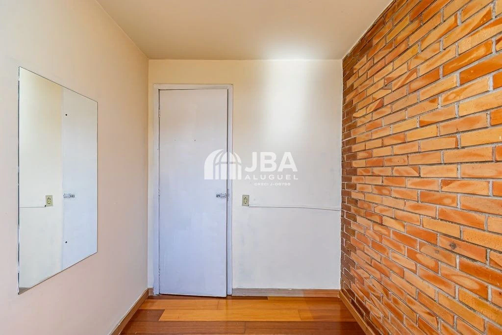 Wood or laminate floors in a 3-bedroom apartment, 78 m² — photo 15