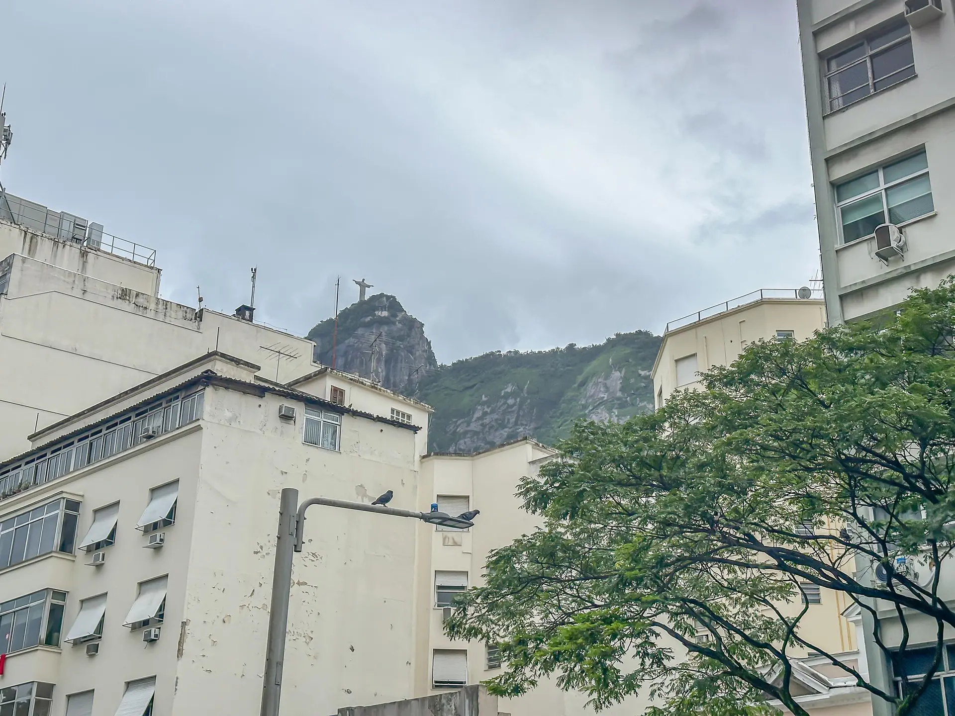 Mountain view in a 2-bedroom apartment, 76 m² — photo 25