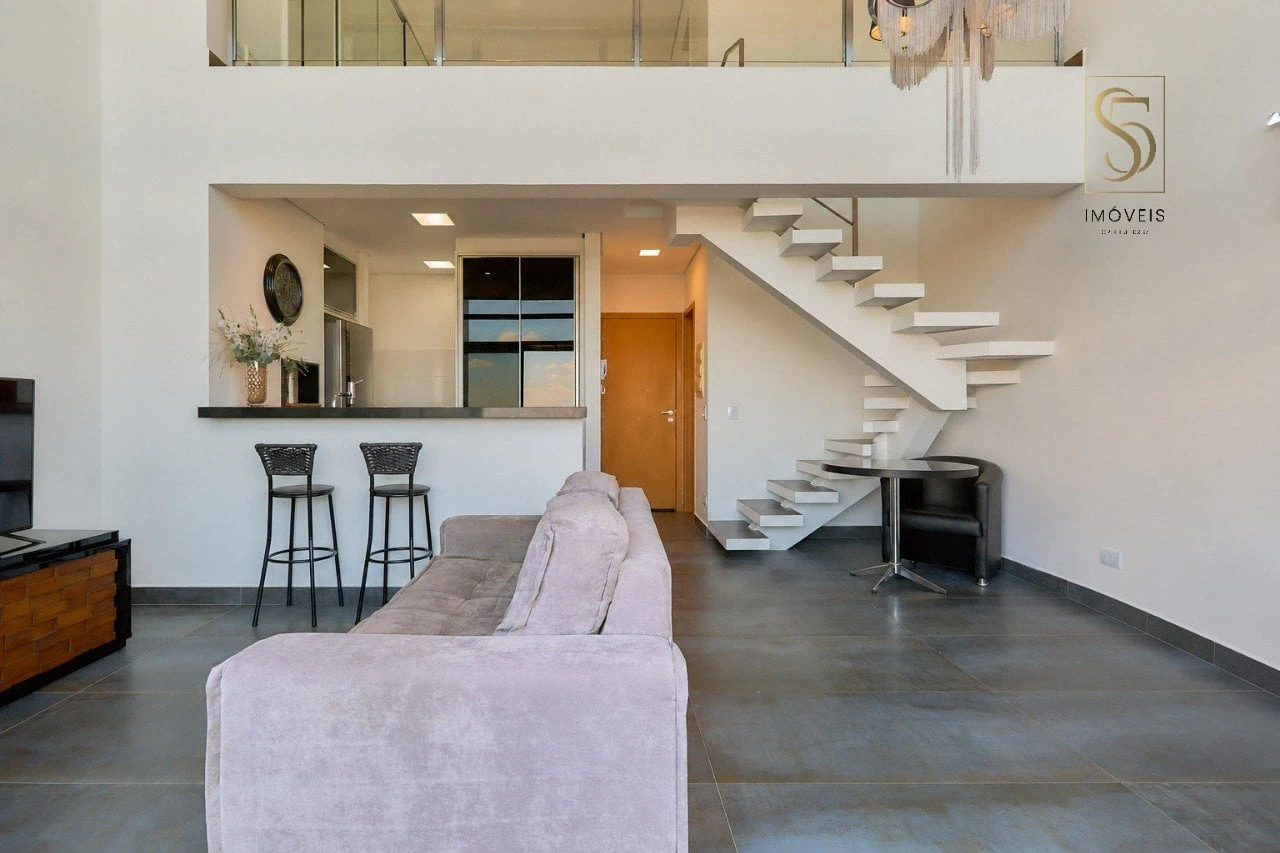 Floor-to-ceiling windows in a one-bedroom apartment, 140 m² — photo 18