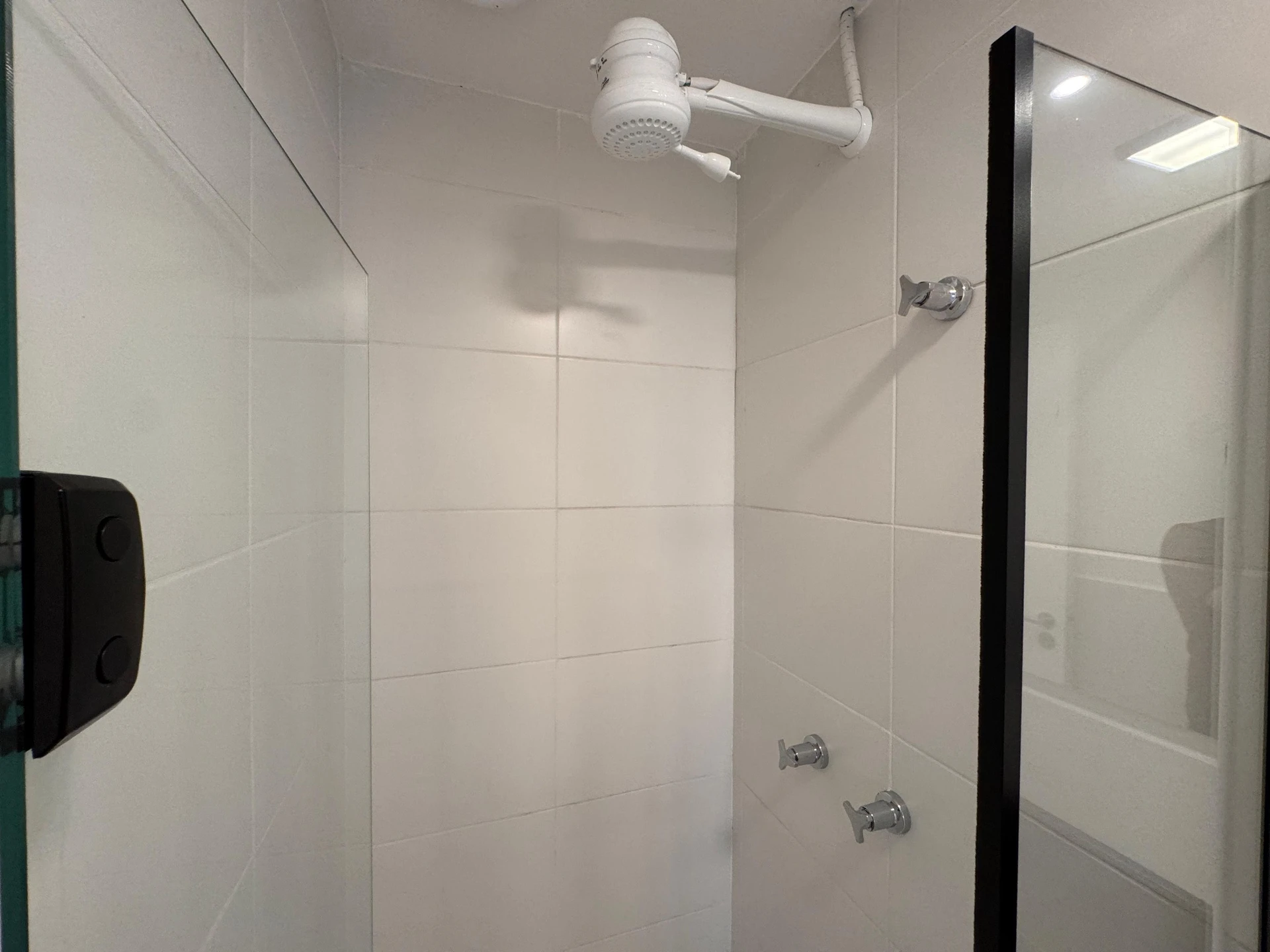 Apartamento amueblado de 3 dormitorios con balcón — photo 9