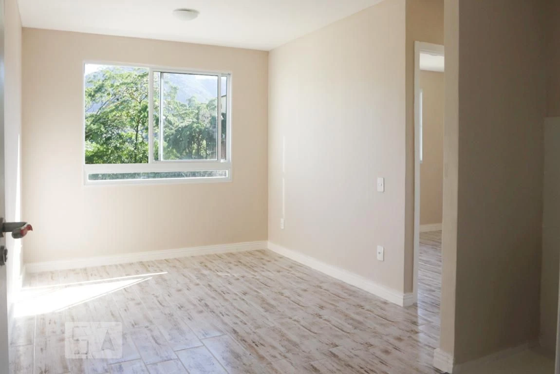 Apartamento para locação com 2 quartos e cozinha fechada — photo 2