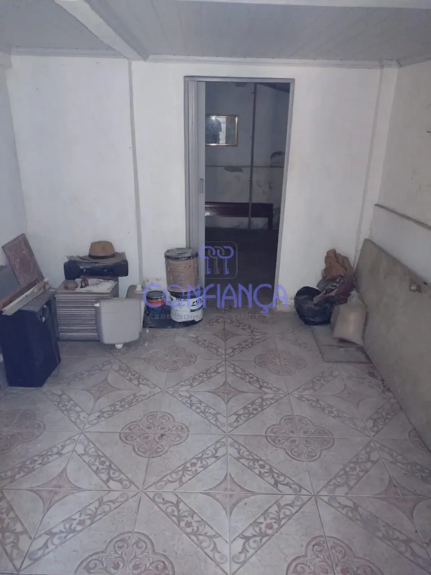 Casa mobiliada com cozinha e fogão a gás — photo 18