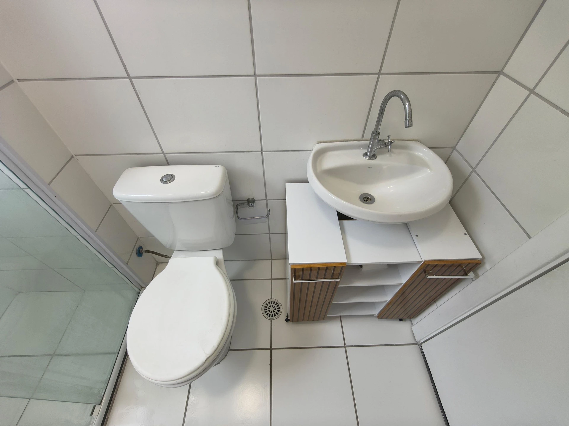 Невимебльована квартира з 2 спальнями і балконом — photo 19