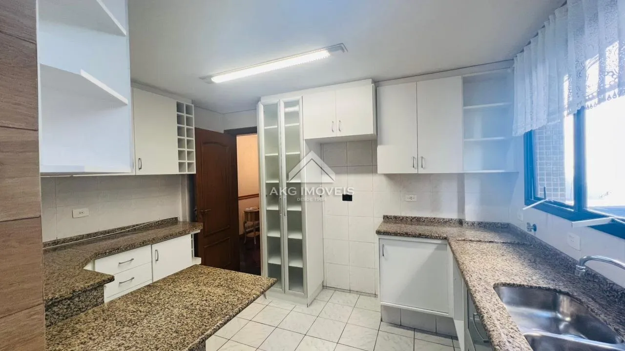Apartamento com 4 quartos e 4 vagas, com varanda — photo 30