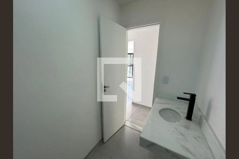104 m² apartment with 2 bedrooms and open-plan kitchen — photo 38