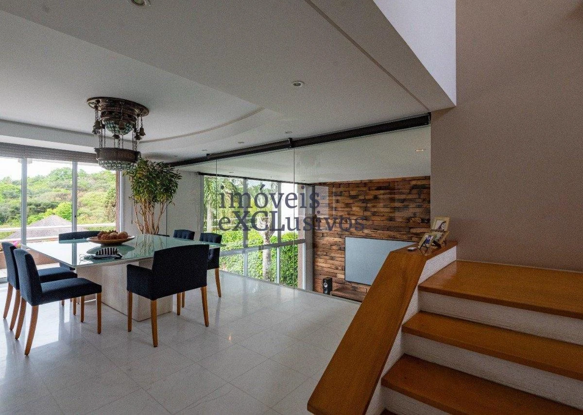Casa mobiliada de 4 quartos com 3 suítes e 684 m² — photo 8