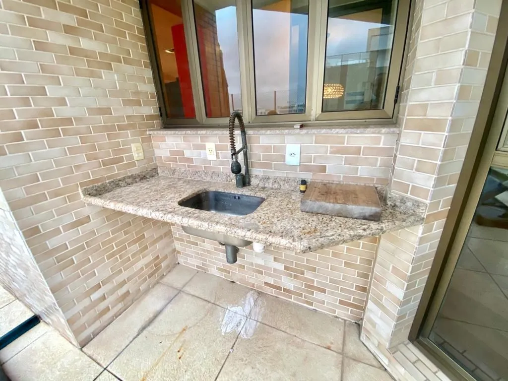 Apartment on the 14th floor with a grill on the balcony — photo 14
