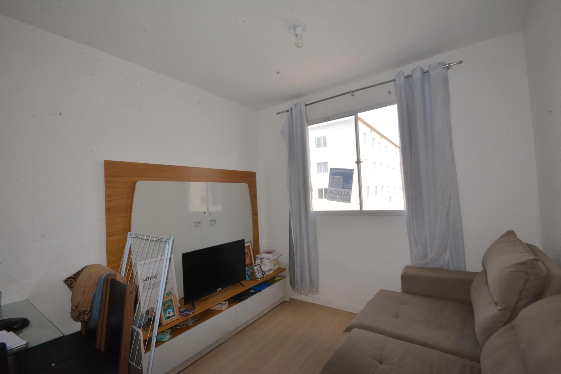 Furnished 2-bedroom apartment with a gas stove kitchen — photo 8