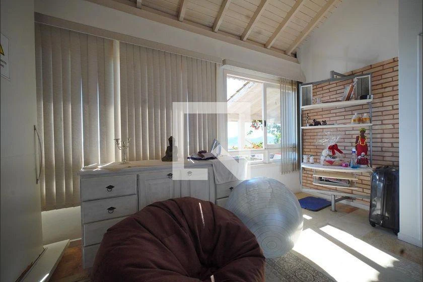 Furnished house with private garden and BBQ — photo 35