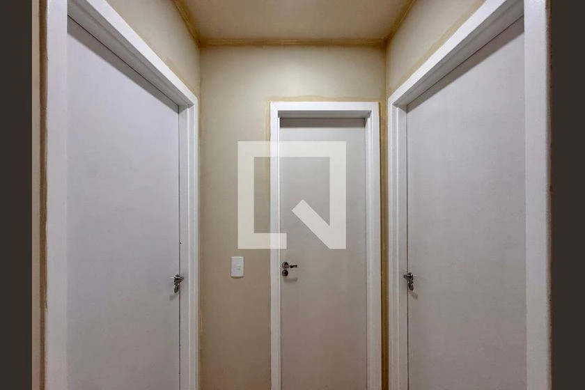 Apartamento mobiliado de 2 quartos em condomínio com piscina — photo 26