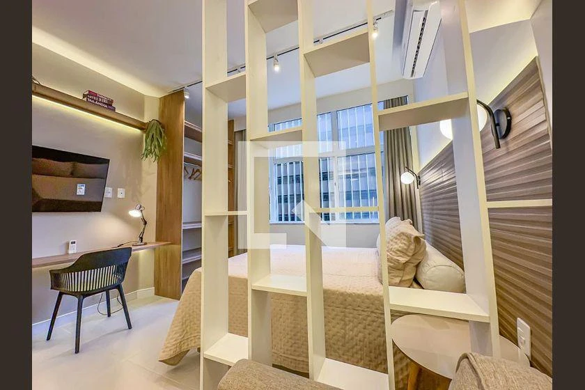 Apartamento mobiliado de 1 quarto com cozinha integrada — photo 33