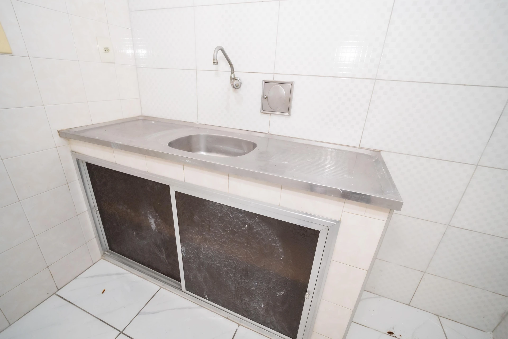 Unfurnished house with 2 bedrooms and separate kitchen — photo 12