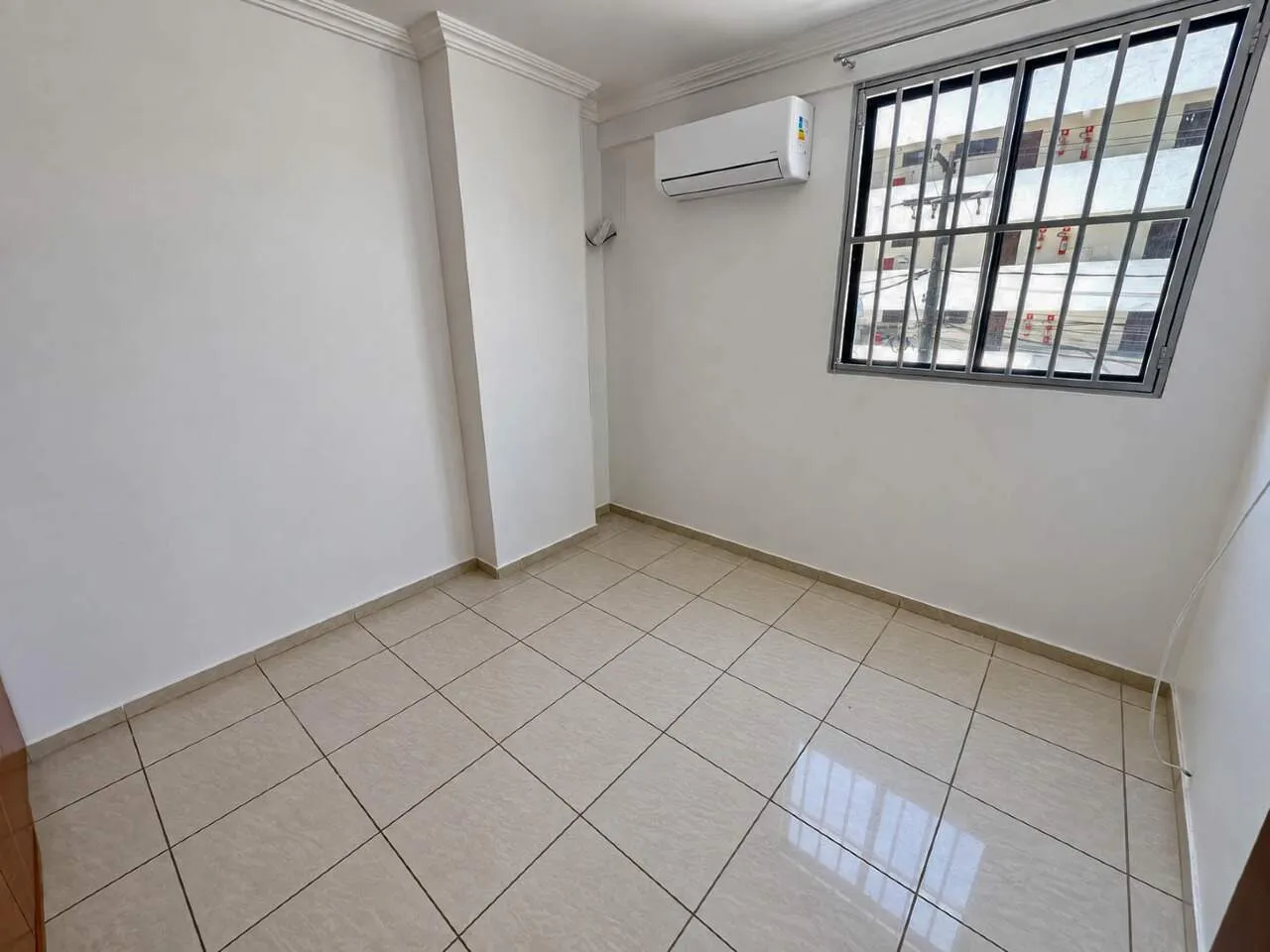 Мебльована квартира 56 м² з 2 кімнатами й 1 паркомісцем — photo 4