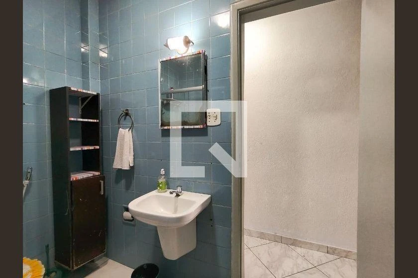 3-bedroom apartment with a home office — photo 35