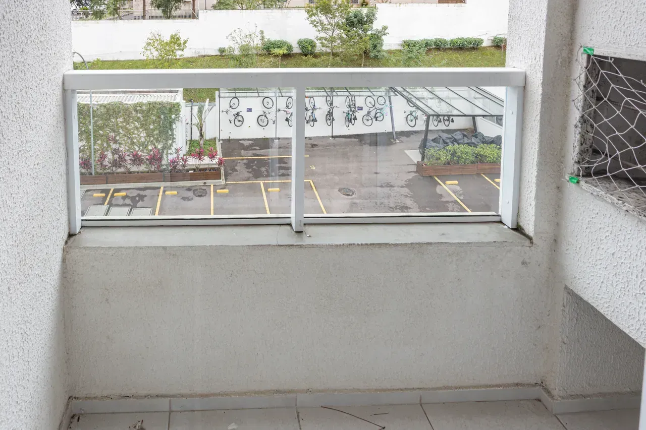 2-bedroom apartment with balcony and open-plan kitchen — photo 14