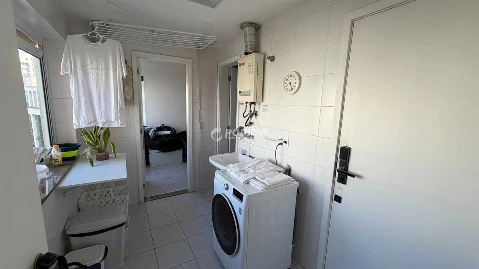 Apartamento mobiliado com 3 quartos e 168 m² — photo 28