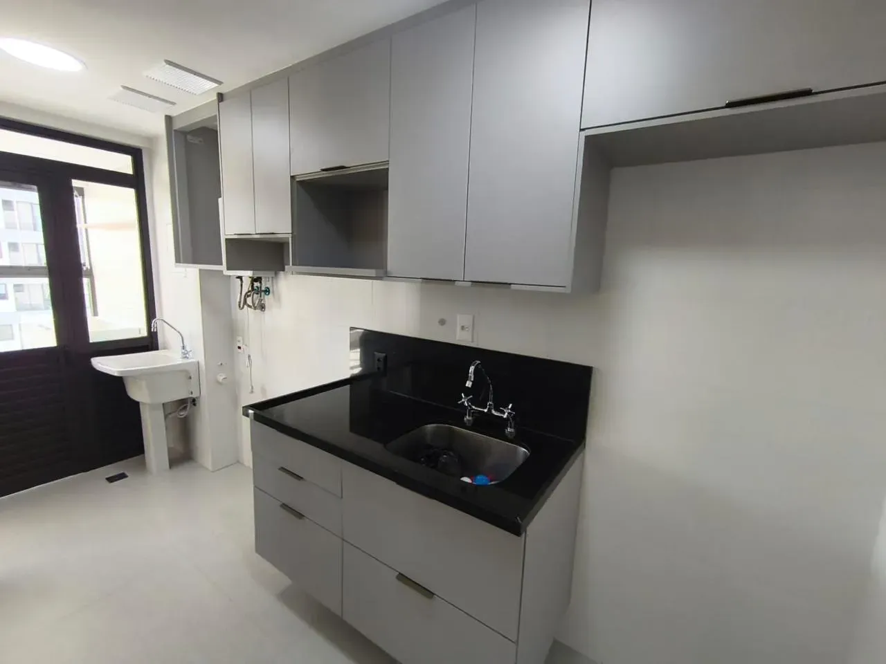 70 m² apartment with 2 bedrooms and a balcony — photo 16