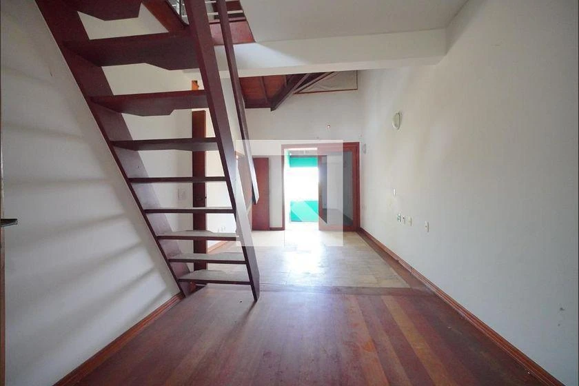 Панорамные окна и 7 спален: дом 700 м² — photo 38