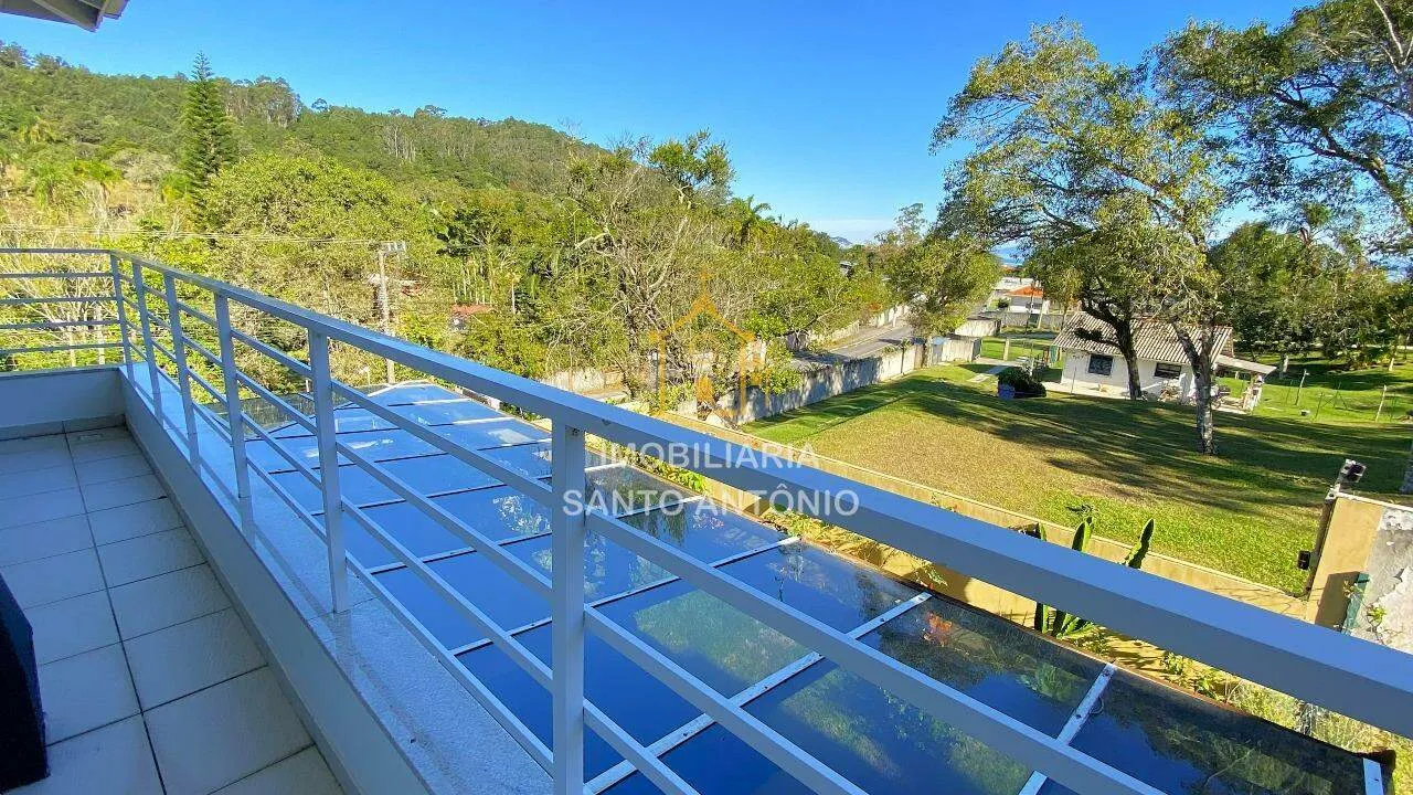 Condo house with 3 en-suite bedrooms and 4 baths, 190 m² — photo 27
