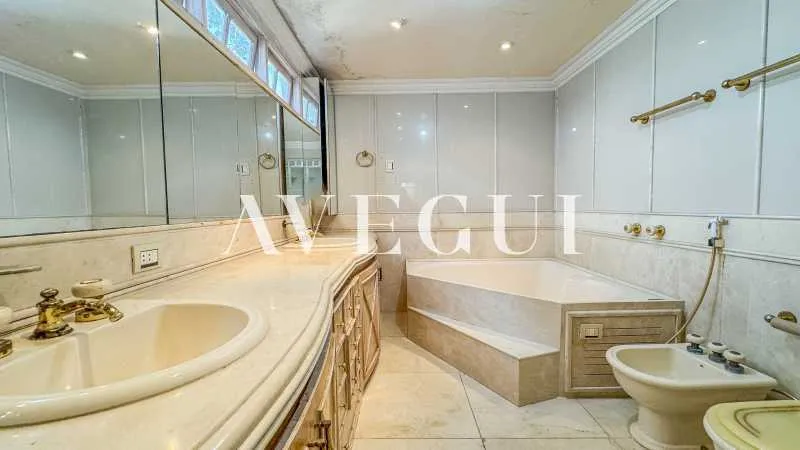 Casa sin amueblar con 4 dormitorios y 556 m² — photo 10