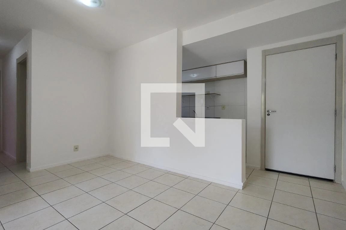 Unfurnished apartment with 3 bedrooms and open kitchen — photo 56