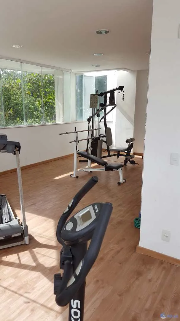 Apartment on the 13th floor with a water view — photo 11