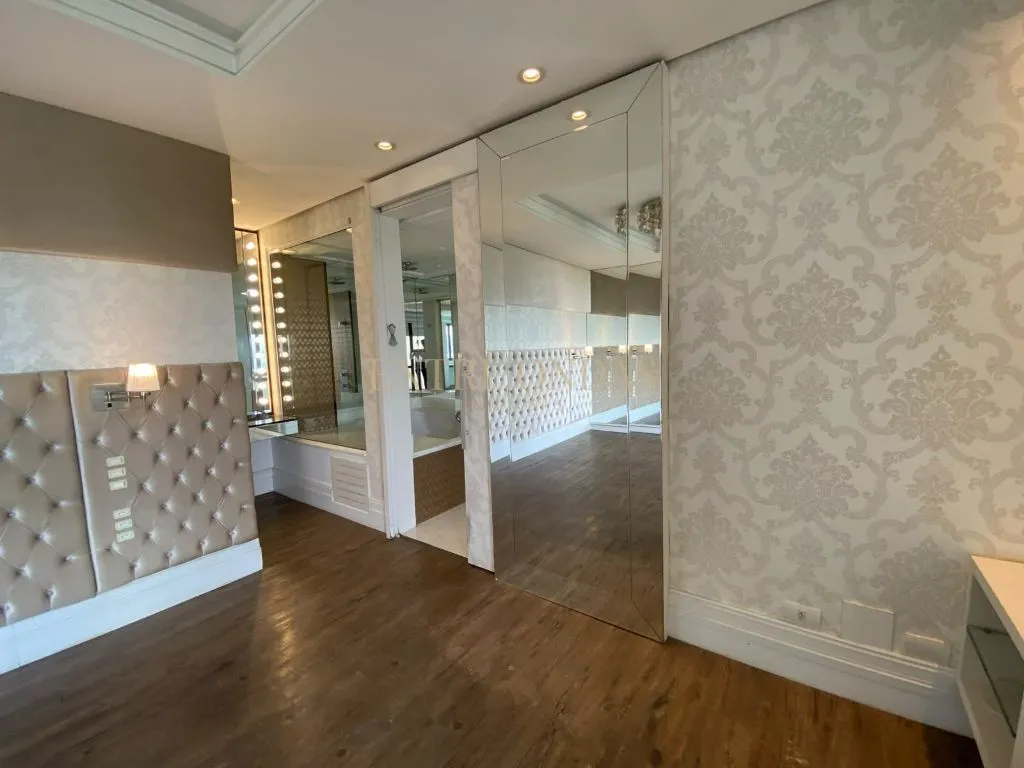 Вид на воду та 4 спальні: квартира 304 м² — photo 5