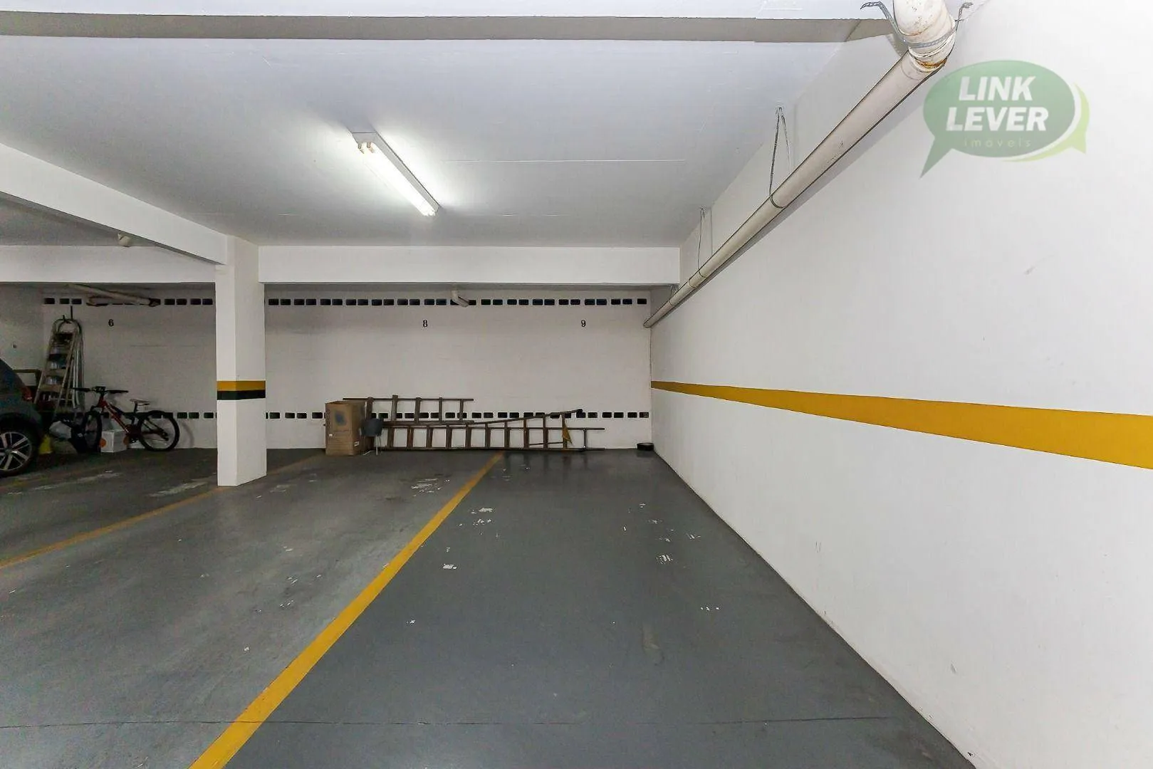 Apartment with 3 bedrooms, balcony and 135 m² — photo 36