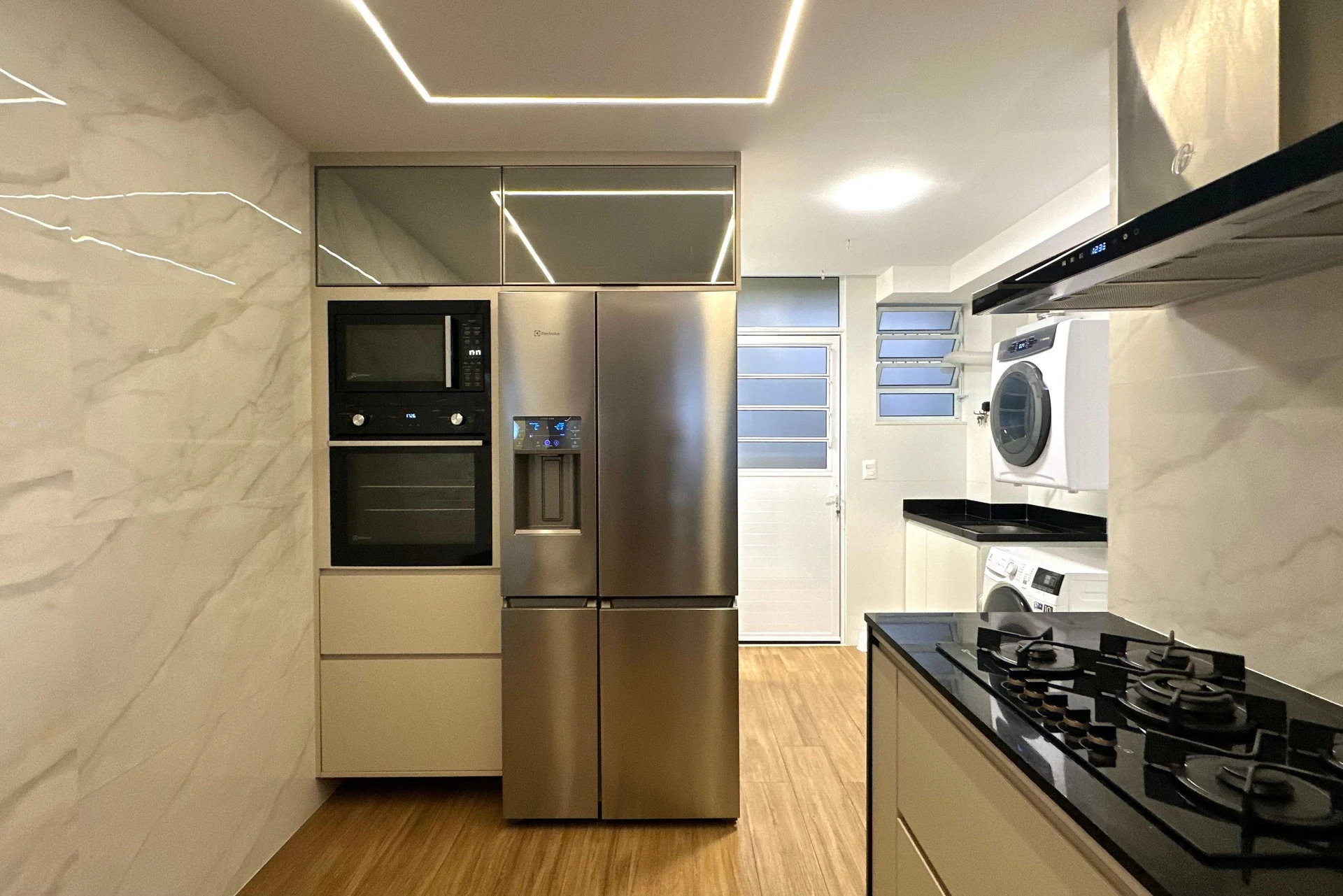 Washing machine in a 3-bedroom apartment, 110 m² — photo 19