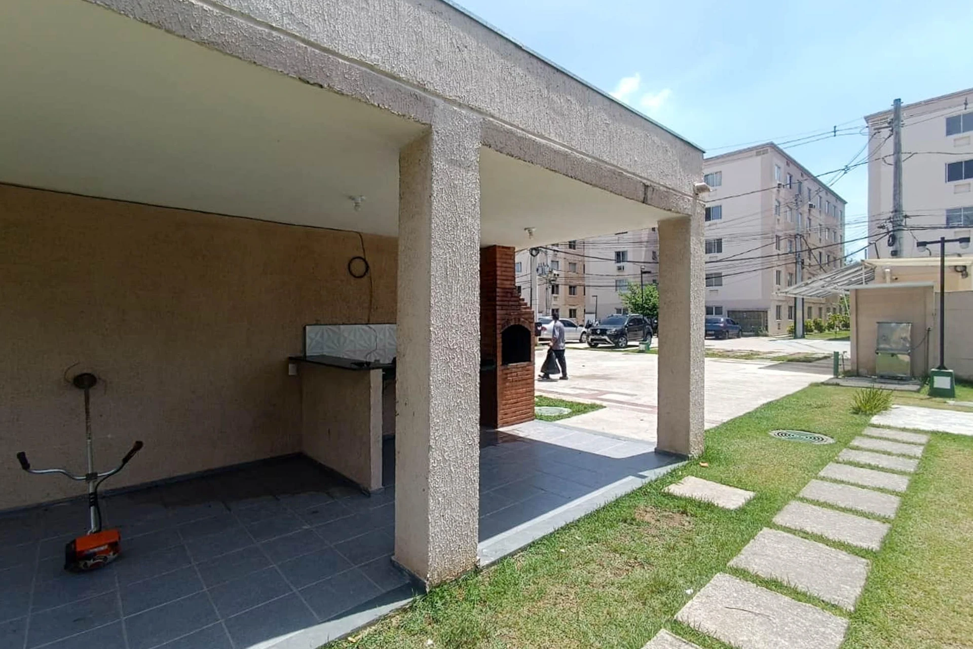 Незмебльована квартира з 2 спальнями, 1 ванною і кухнею окремо — photo 13