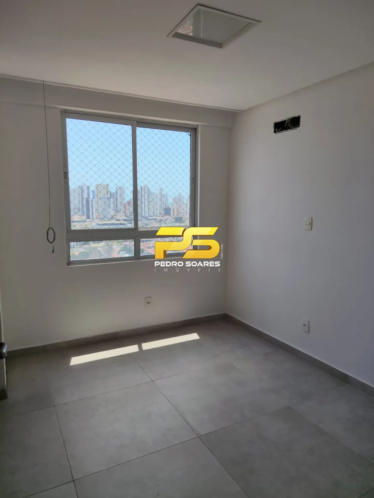 Квартира 186 м² с джакузи и застеклённым балконом — photo 4