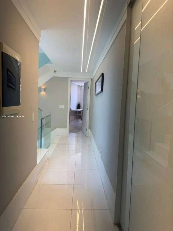 Будинок на 7 спалень з 600 м² і 3 місцями — photo 8