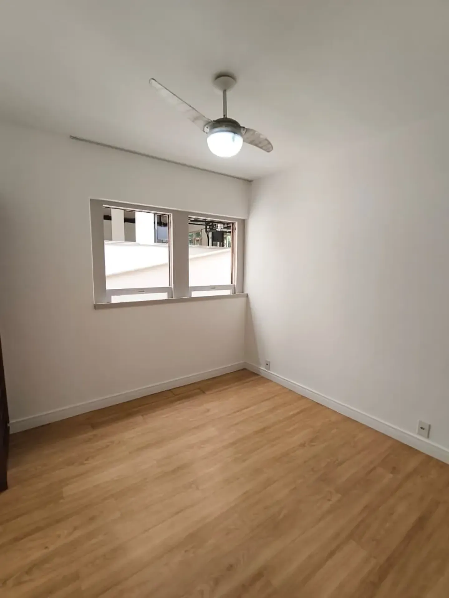 Apartamento com piso de madeira ou laminado, Copacabana — photo 12