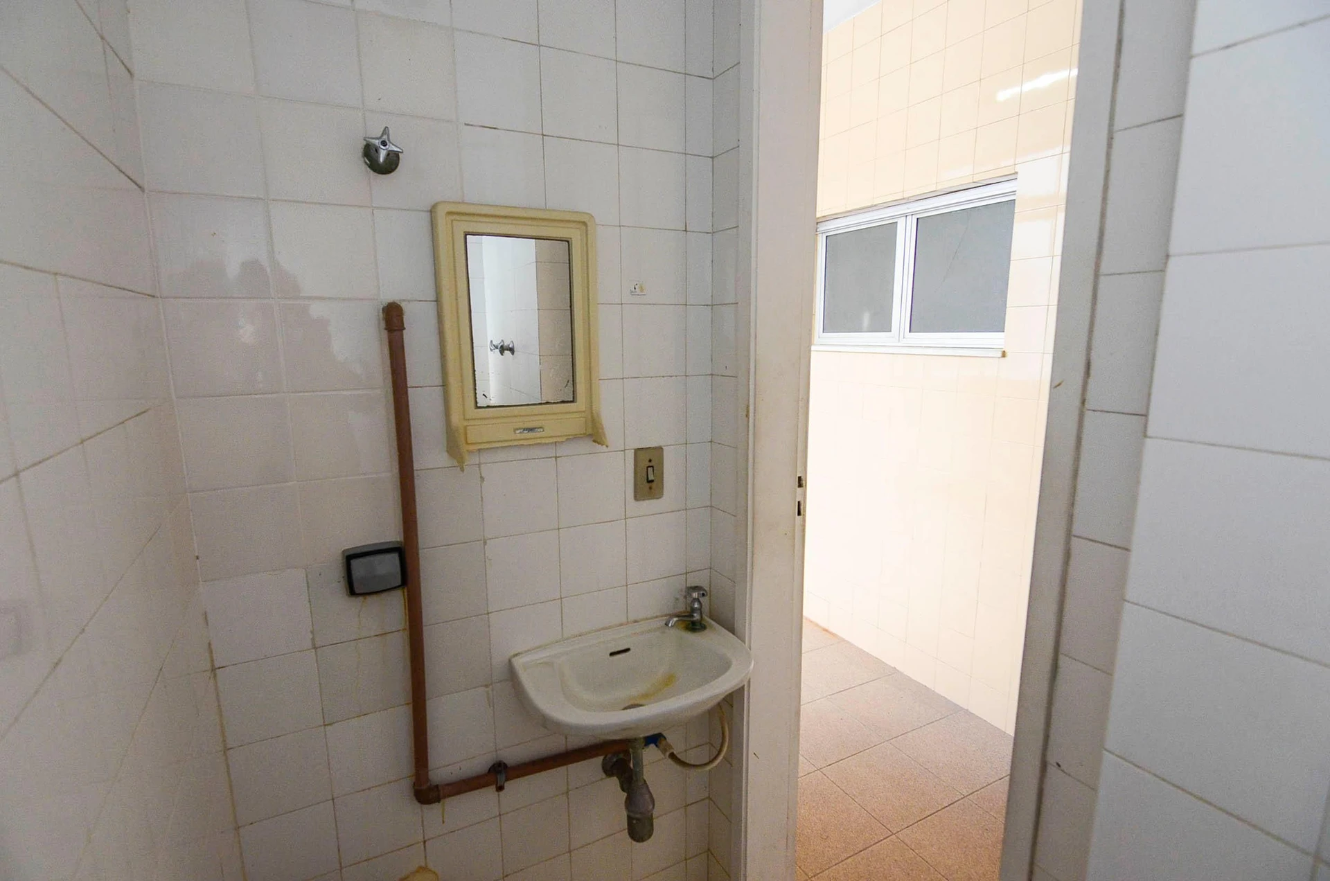 Apartamento para alugar com 4 quartos, 1 suíte e varanda — photo 36