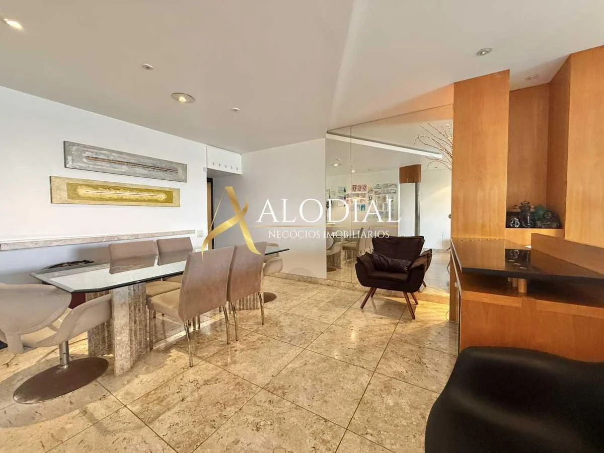 Apartamento mobiliado com 4 quartos e 178 m² — photo 8