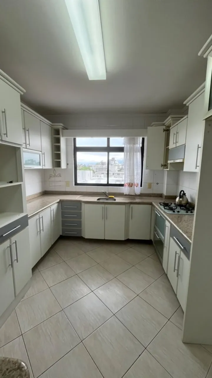 Apartment, 138 m², with a bathtub — photo 2