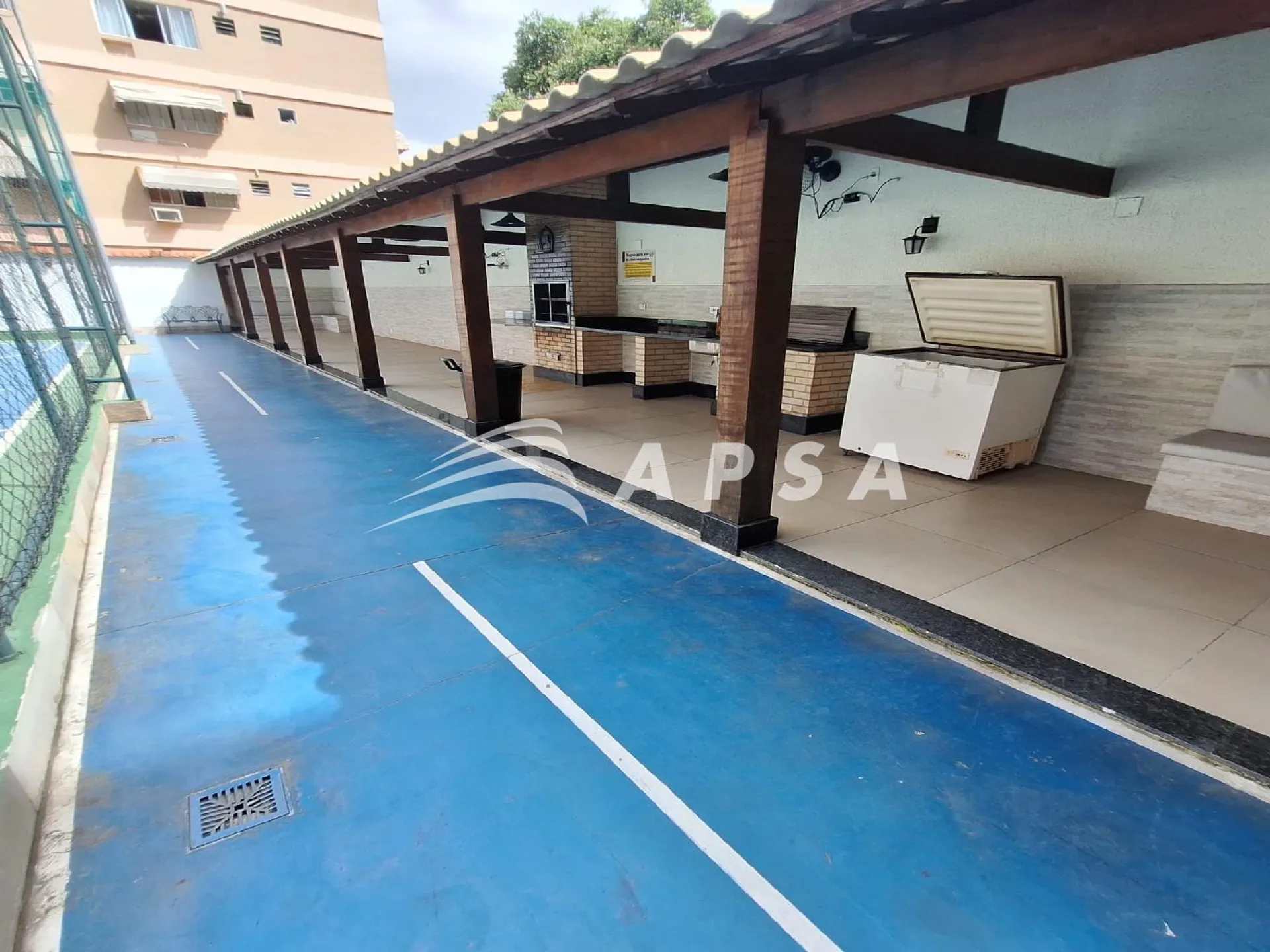 Furnished apartment with 3 bedrooms and 2 en-suites — photo 32