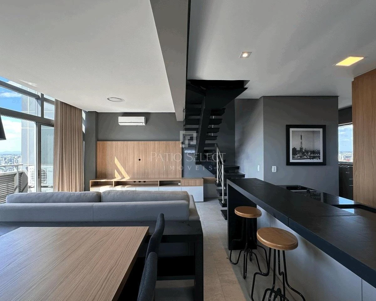 2-bedroom apartment with a bathtub in Curitiba