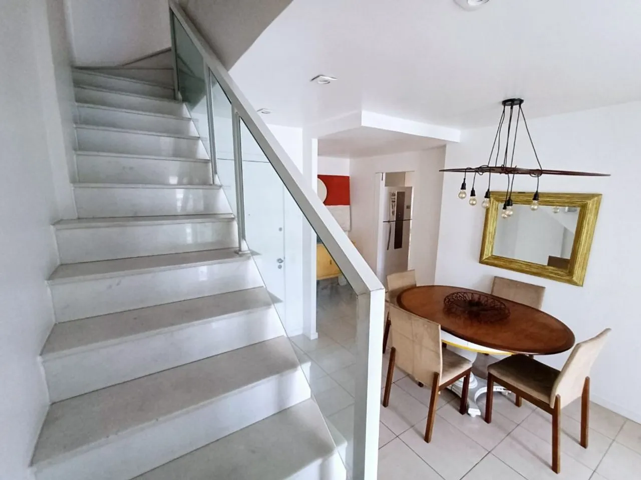 203 m² apartment with 3 bedrooms and enclosed balcony — photo 19