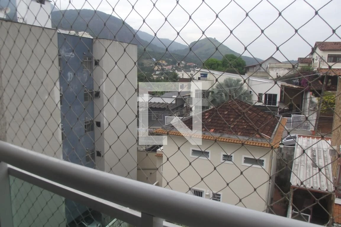 Furnished apartment with 3 bedrooms and enclosed balcony — photo 41